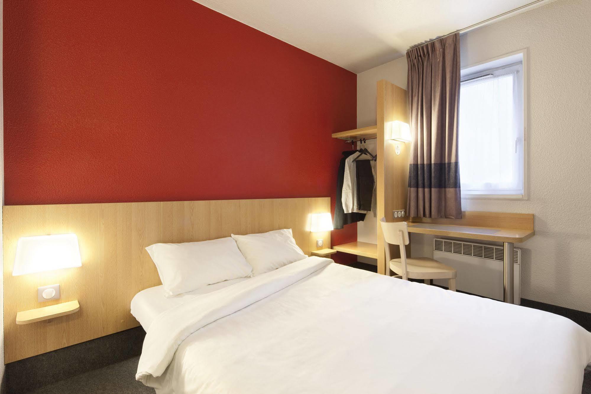 B&B Hotel Saint-Michel Sur Orge Exterior foto